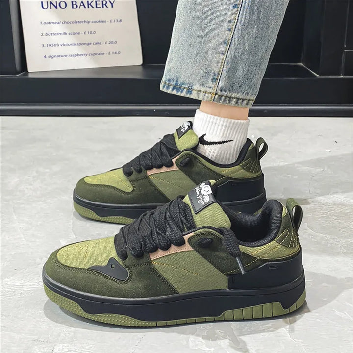 Urban Classic Sneakers