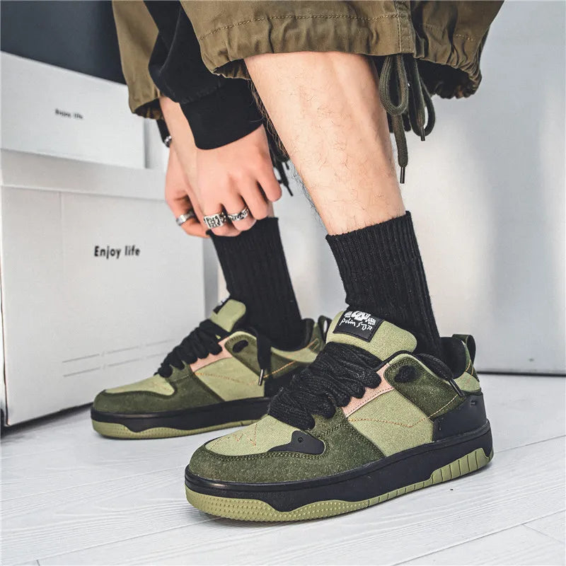 Urban Classic Sneakers